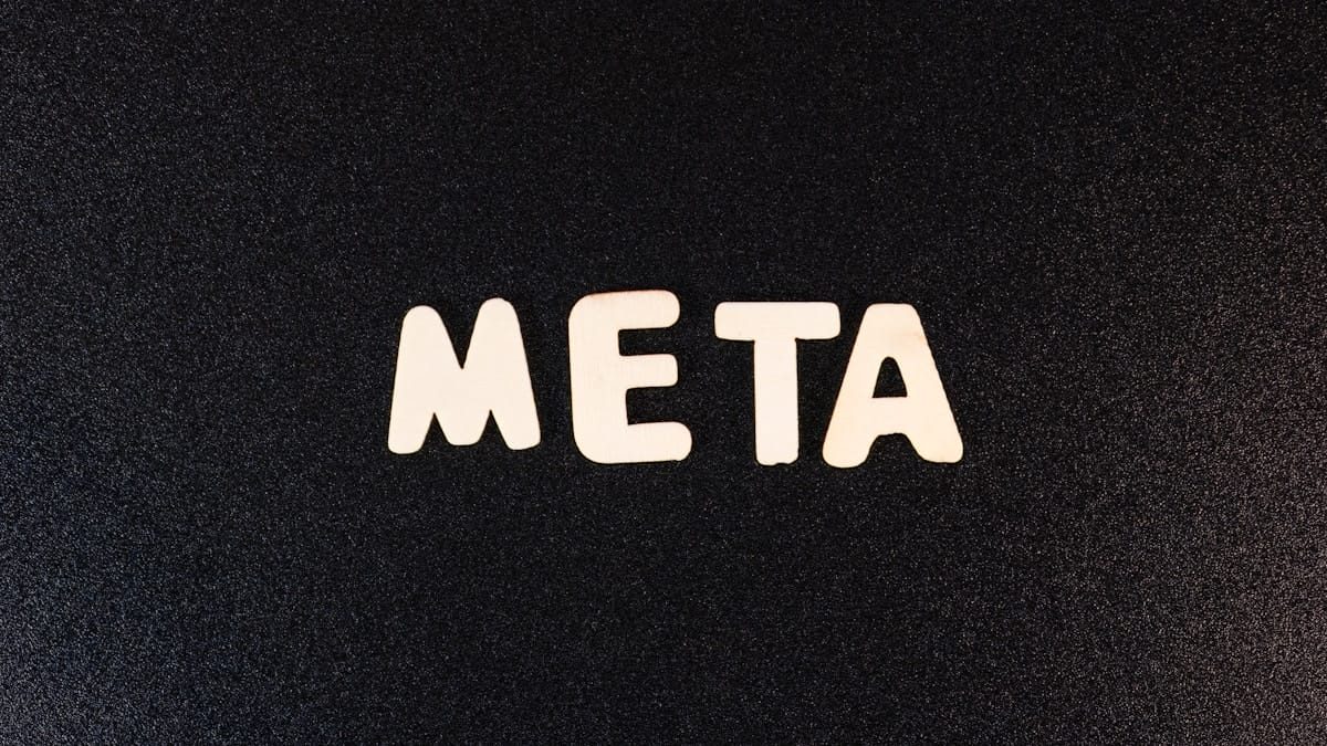 Meta и Microsoft ограничивают использование Claude ИИ сотрудниками